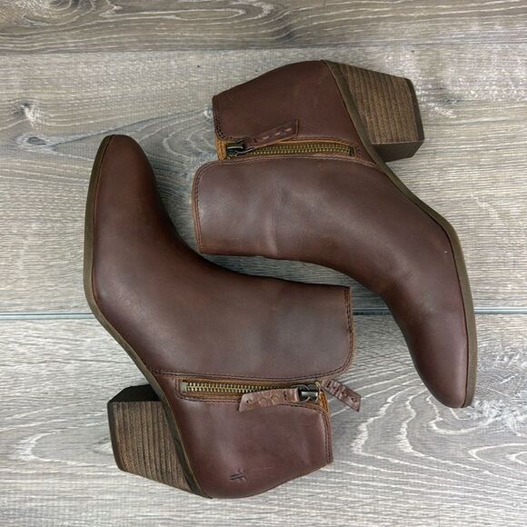 Frye Judith Double Zip Wheat Tan Leather Women’s Sz 9.5M Heeled Ankle Boots - Picture 10 of 11